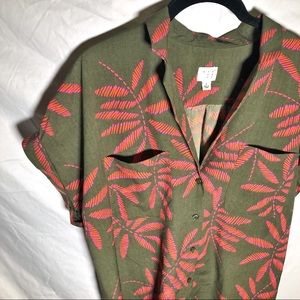 A New Day No Wrinkle Plant Foliage Button Front Short Sleeve Top Size Large